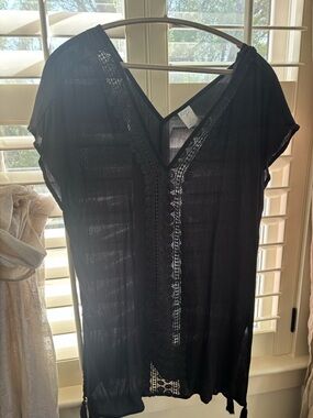 Kona Sol Black Crochet-Trim V-Neck Tunic